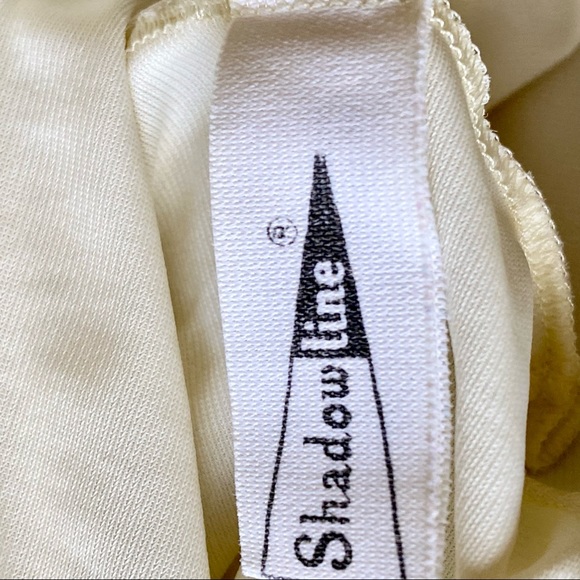 Vintage Shadowline Peignoir Set In Buttercream Yellow Size Small - Picture 11 of 13